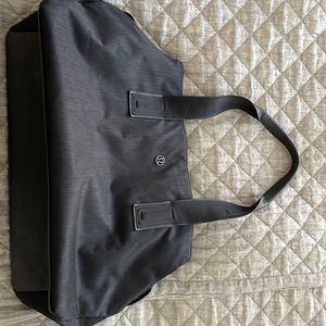 Lululemon black gym/tote bag.